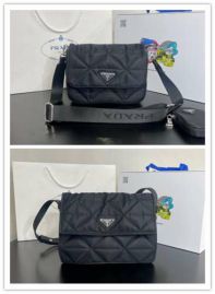 Picture of Prada Lady Handbags _SKUfw128200329fw